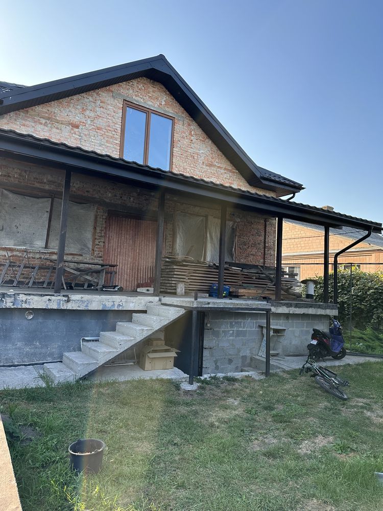 Продам будинок американку на великій земельній ділянці