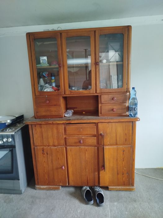 Sprzedam kredens antyk