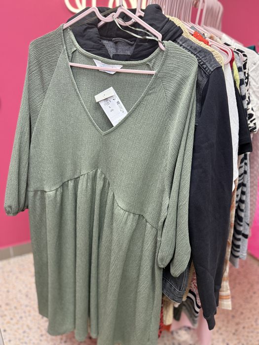 Pakiet damski, mix ubran, outlet, odziez uzywana, cream, gatunek A