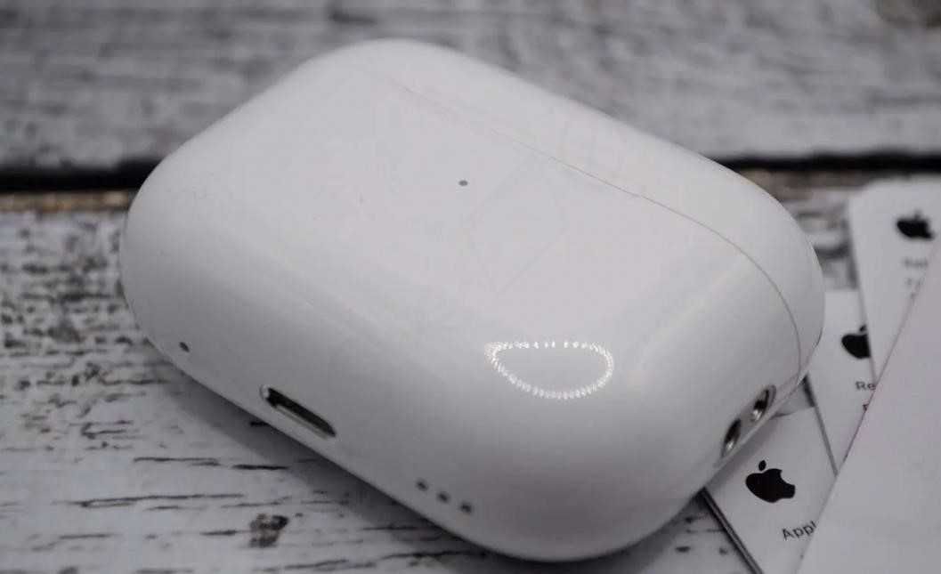 Бездротові навушники AirPods pro 2-го покоління with Wireless Charging