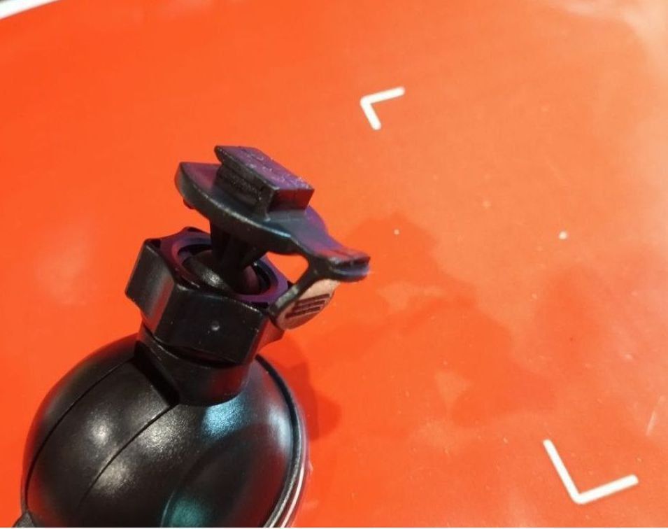 Кронштейн, крепление присоска видеорегистратора xiaomi YI smart dash