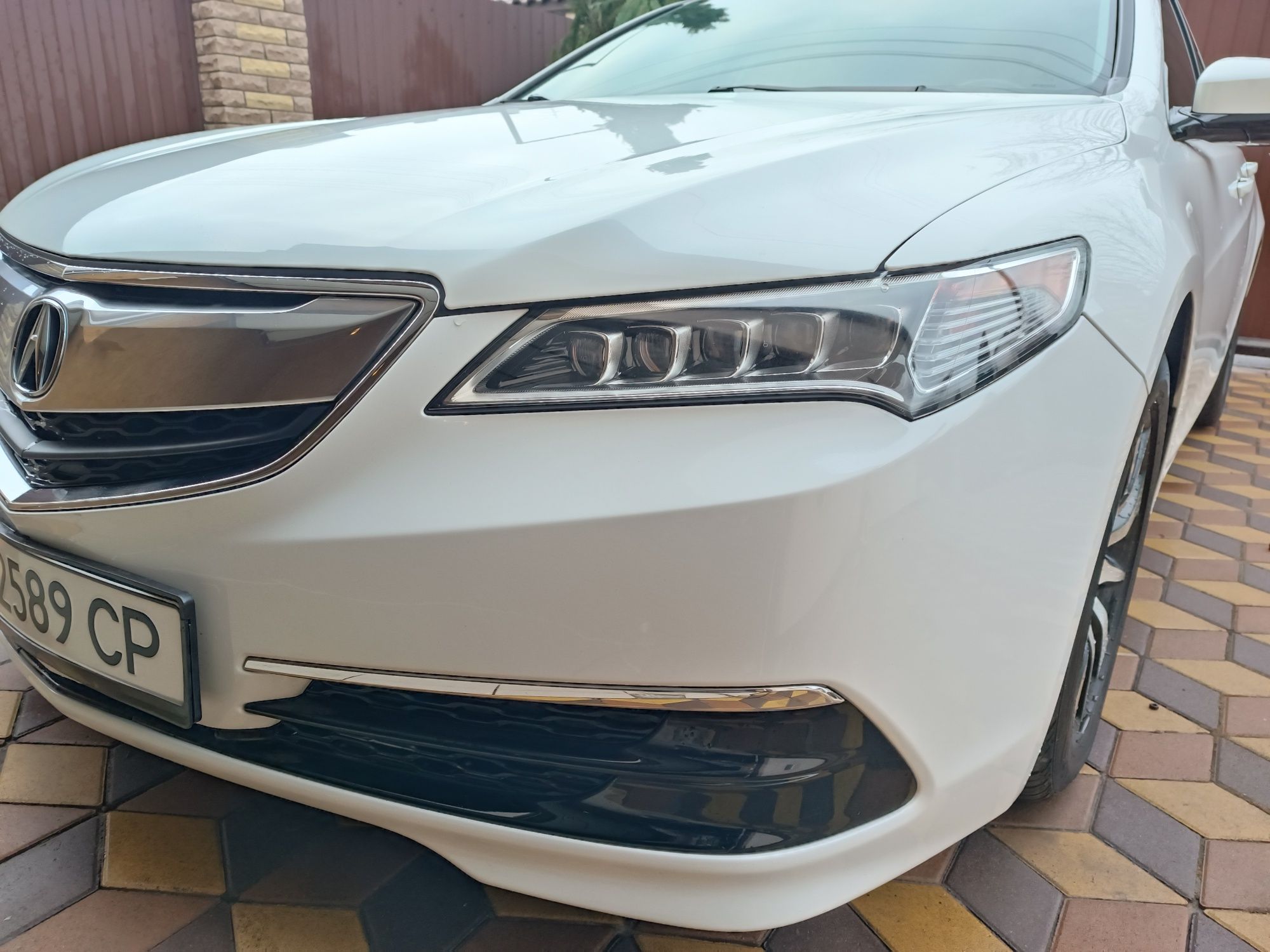 Продам  автомобіль Акуру ТLX