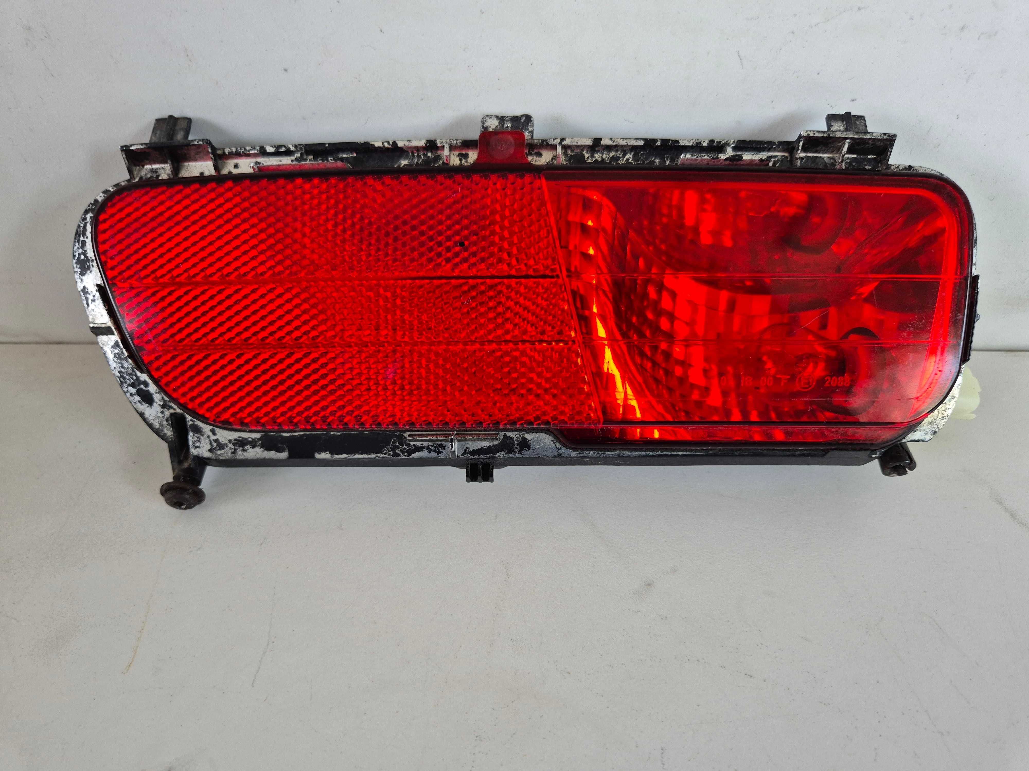 citroen c4 grand picasso lampa tylna lewa lewy tył w zderzak oryginał