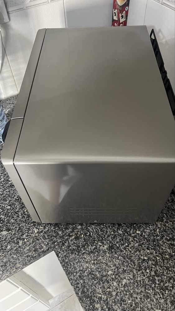 Microondas Samsung 23L com grill