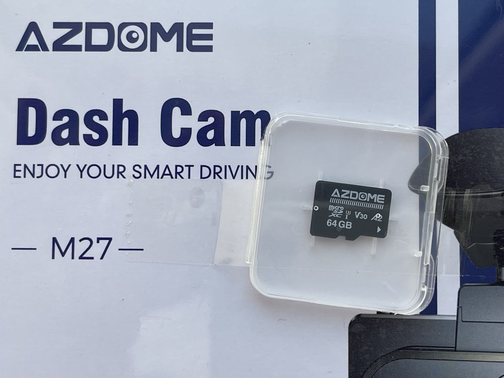 Видеорегистратор Azdome M27 и M200