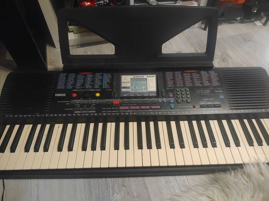 Keyboard Yamaha psr220