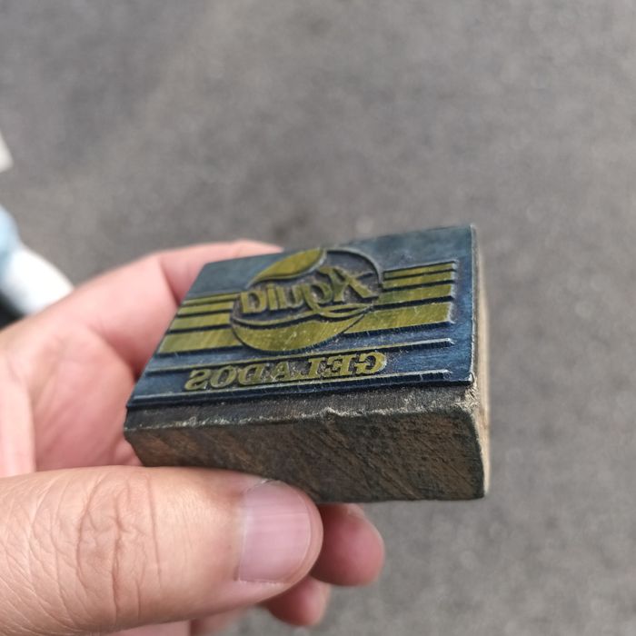 Gelados Águia Raro carimbo