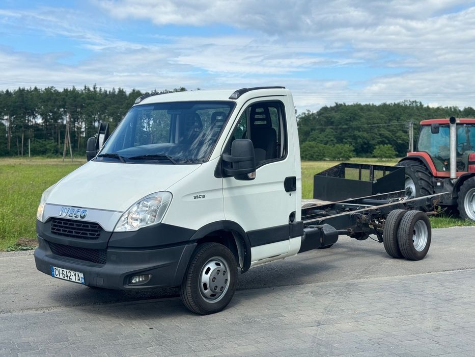 Iveco Daily 35c13 // Rama do zabudowy // Super Stan  // Rozstaw osi 4.10m // Inne w ofercie