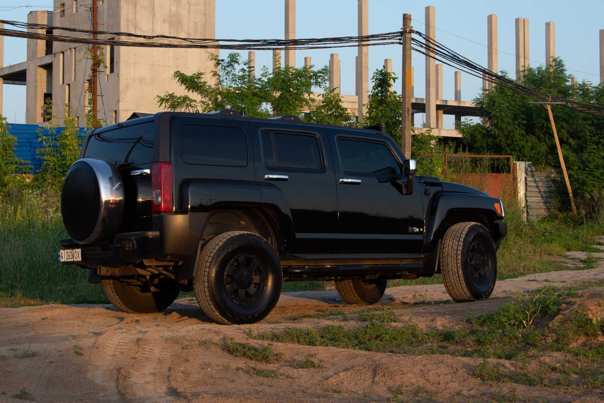 Настоящий Внедорожник Hummer H3 (рамный джип)
