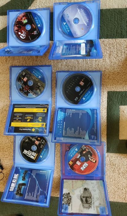 Продам Playstation 4 Pro 1TB