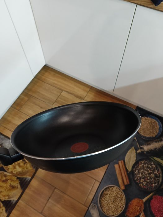 Patelnia Tefal 28 cm nowa