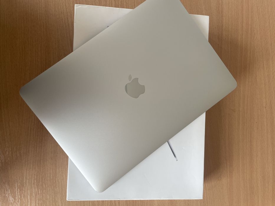 MacBook Pro 13 2017 (A1708) | i5-8Gb RAM-128Gb SSD |