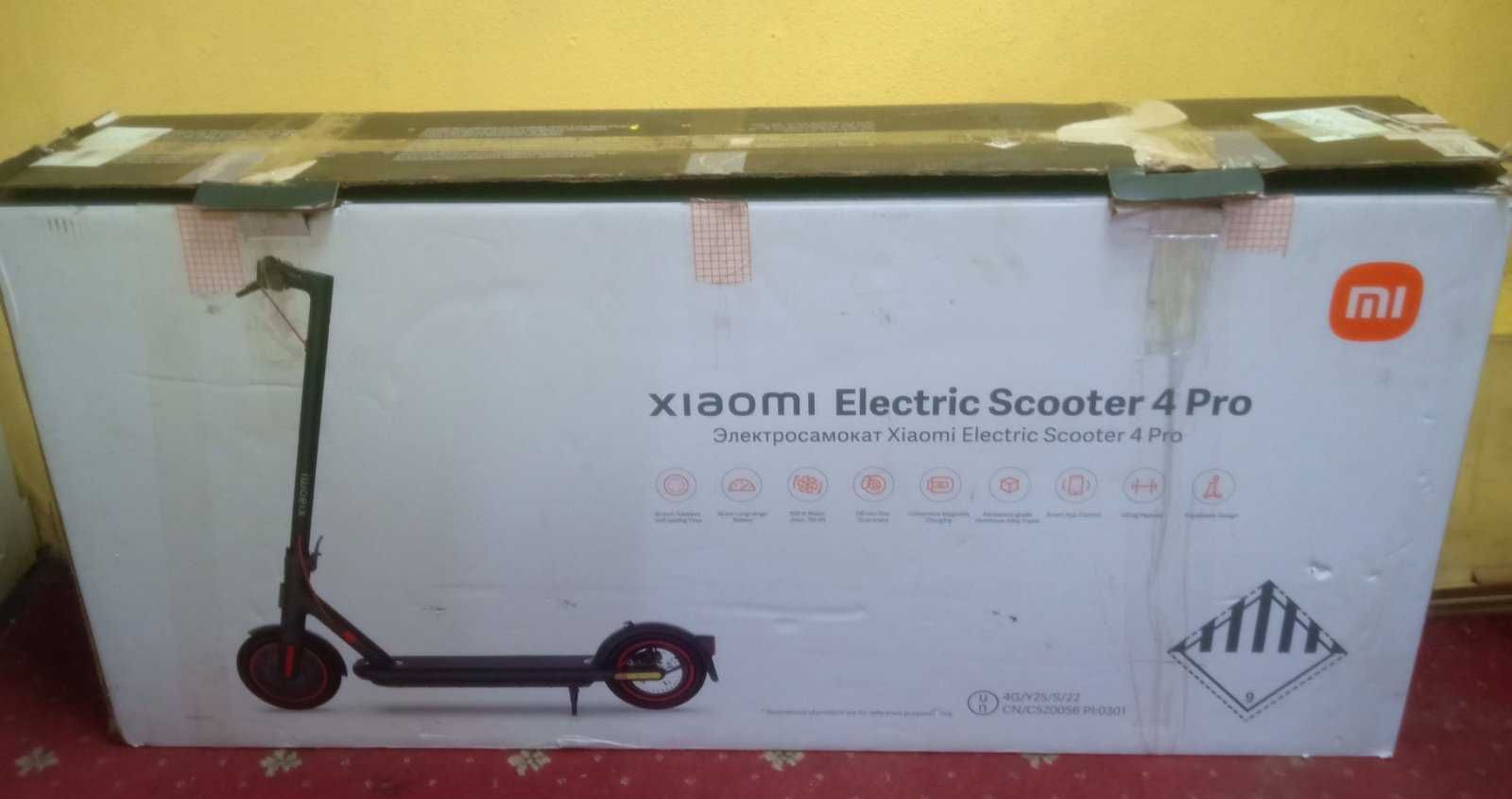 Електросамокат Mi Electric Scooter 4 Pro .