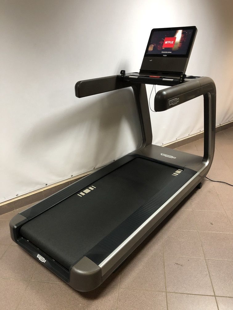 Бігова доріжка професійна Technogym Run Artis Unity + Подарунок!