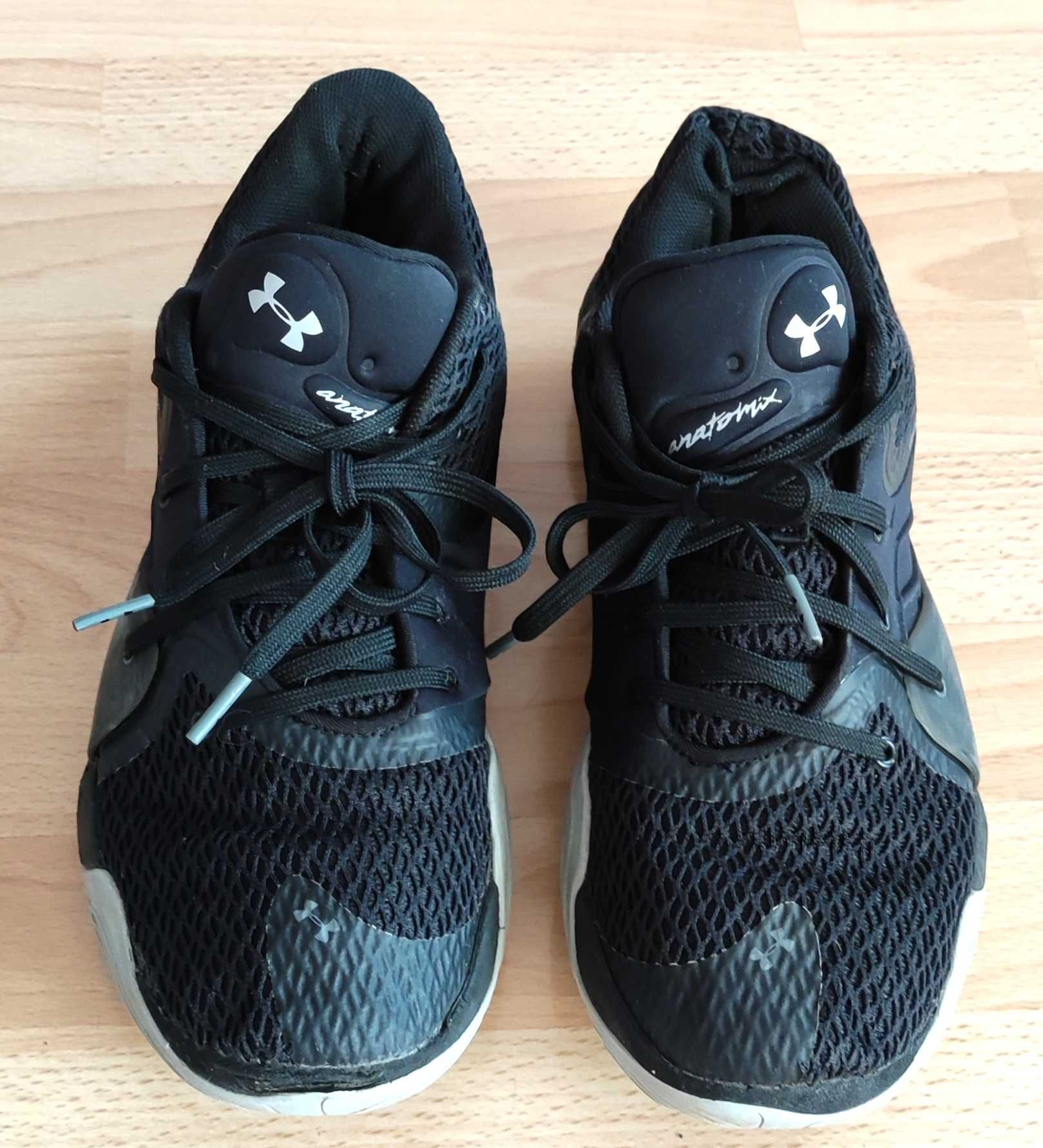 Buty UNDER ARMOUR r.42,5/27 cm
