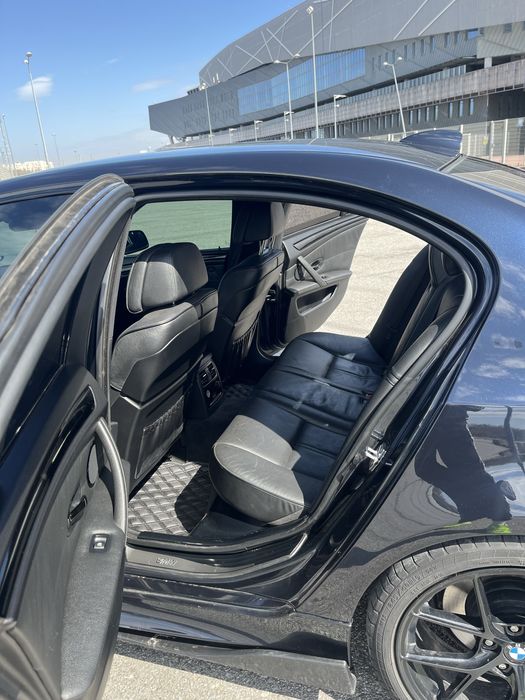 Продам Bmw 530xi ( можливий обмін )