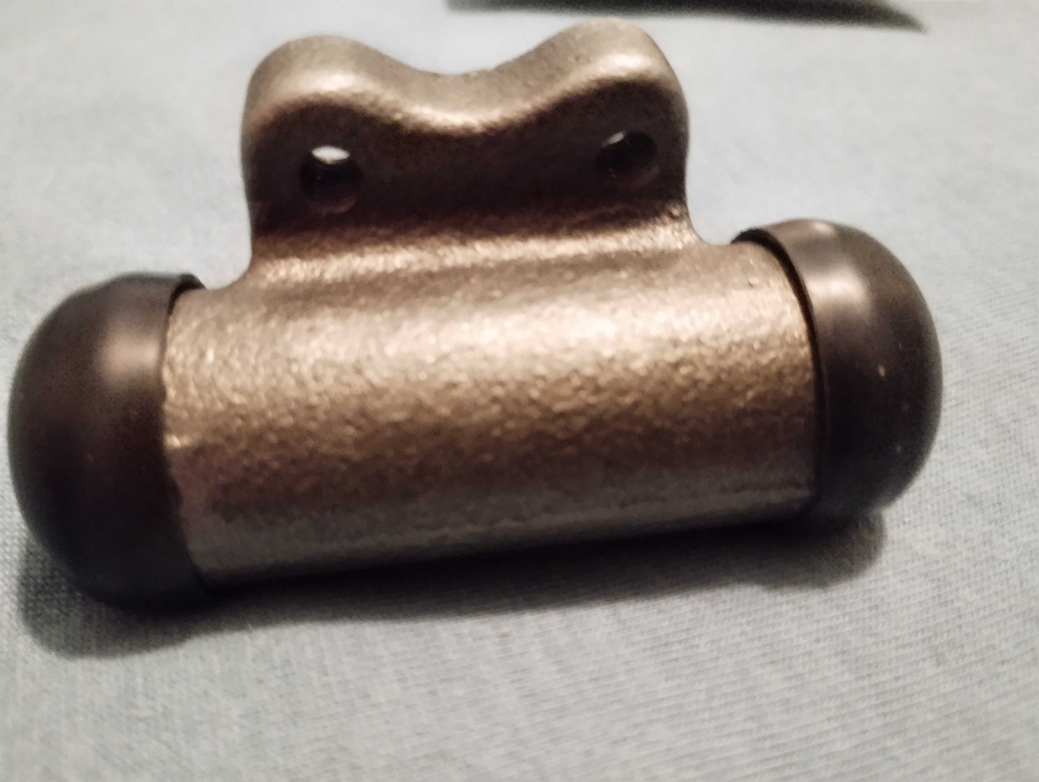 Cylinderek hamulcowy 4248 tył Opel inne