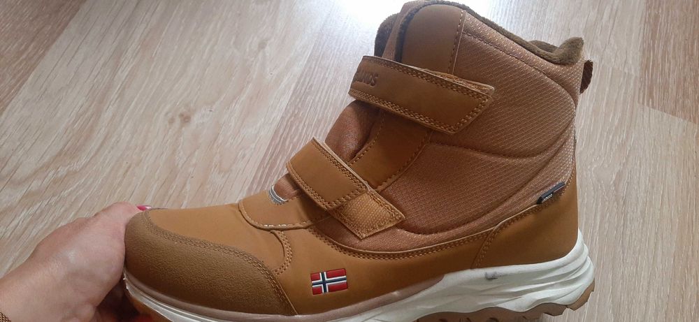 Buty Zimowe ,Jesienne z Membraną jak nowe!