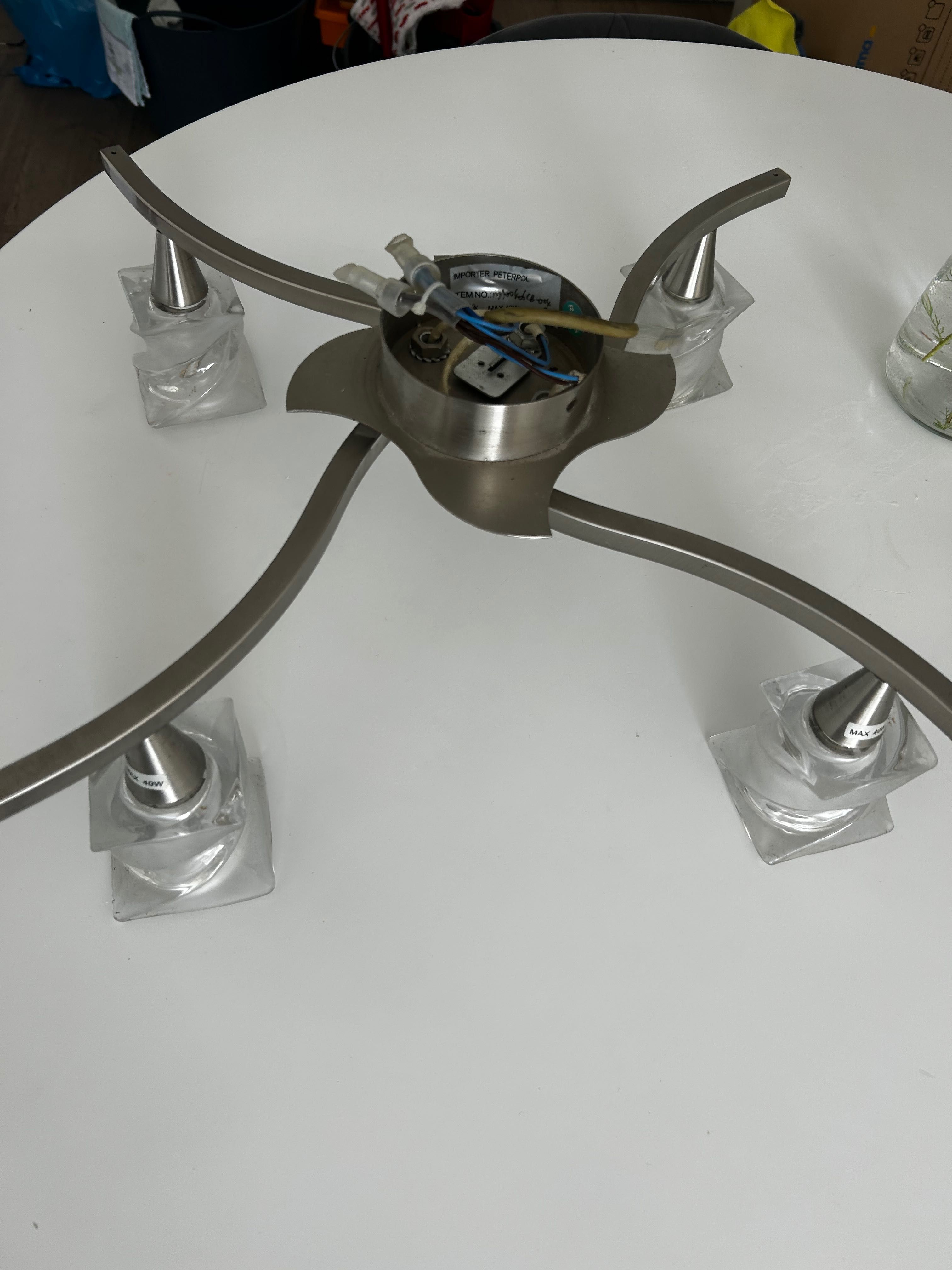 Lampa sufitowa polished chrome metal 4 lampki szklane
