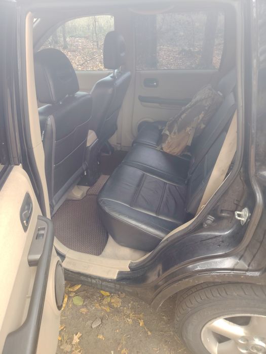 Продам нісану х трейл 2 літра газ/бензин