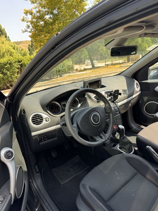 Renault clio 1.2 Dynamic 2010