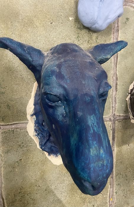 Барельєфи декор настінний глина тварини