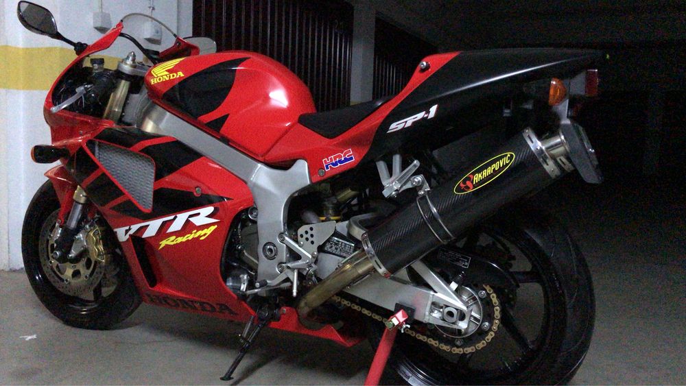 VTR SP1 12000kms original nova