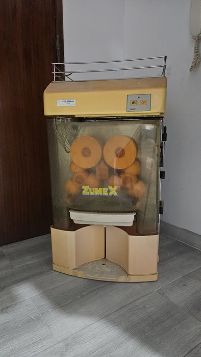 Máquina de sumos de laranja