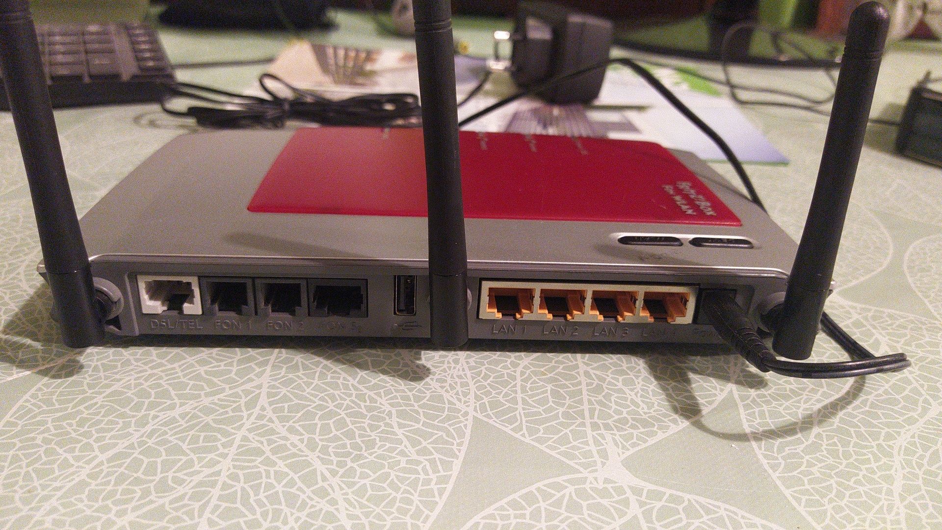 FRITZ!Box Fon WLAN 7270