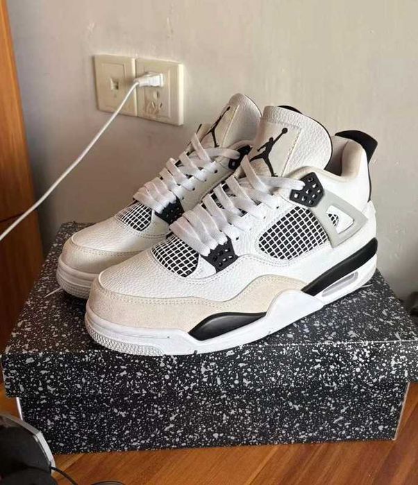 Buty meskie Mokasyny Jordan 4 Retro military black R.46