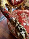 Fotele - eleganckie i stylowe, stylizowane na meble ludwikowskie