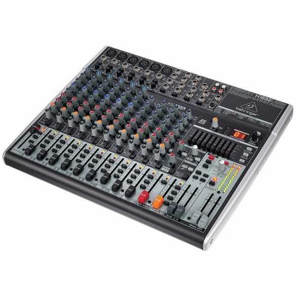 Behringer Xenyx X1832USB Recondicionada
