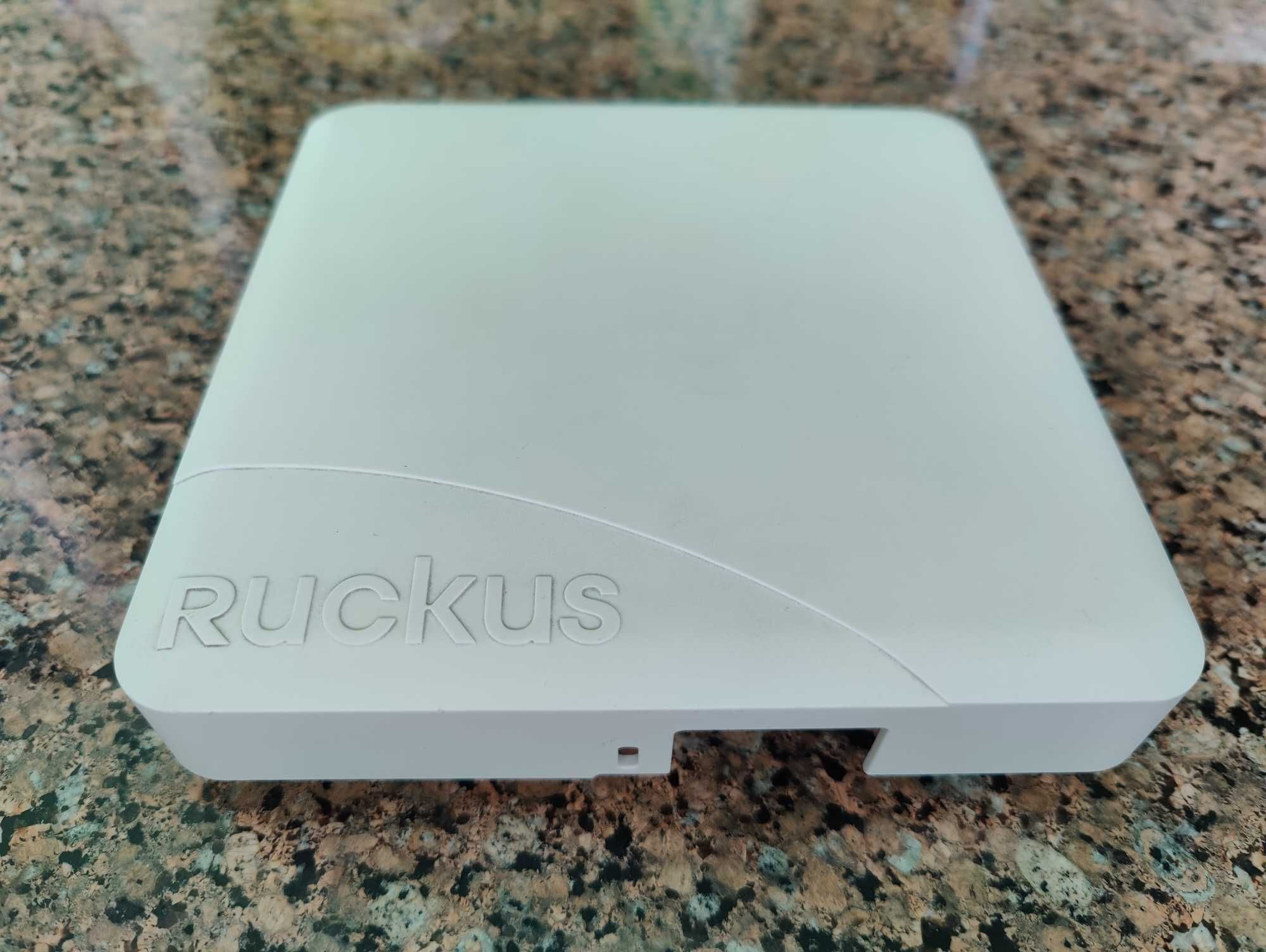 Точка доступа Ruckus класса Enterprise Zoneflex R500 Dual-Band ABGN/AC