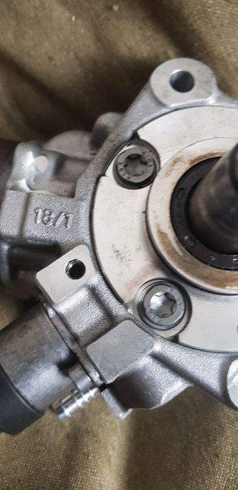 Насос паливний  Bosch  BMW