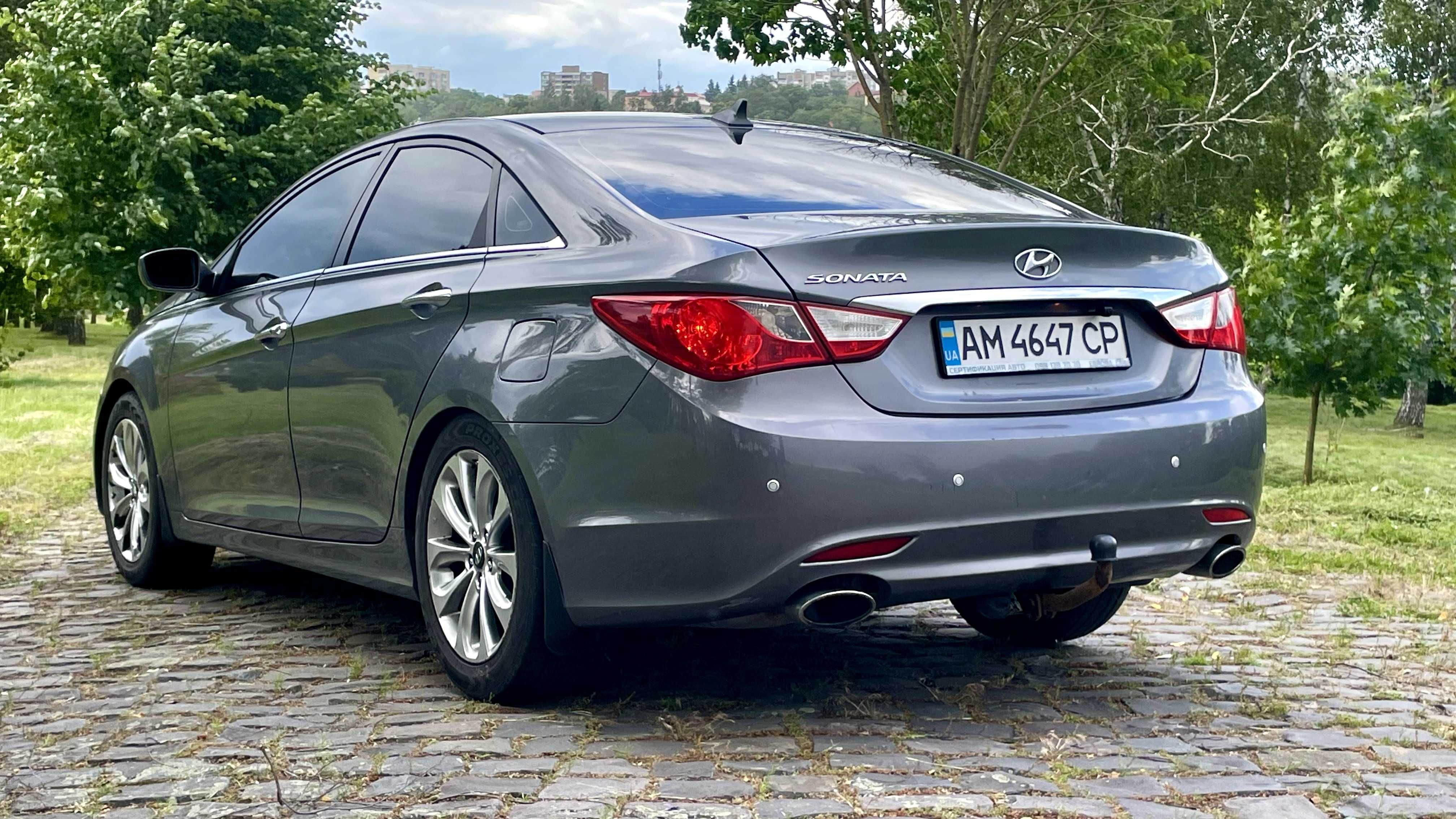 Hyundai Sonata 2011