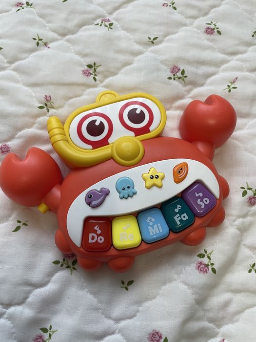 Интерактивная игрушка Краб Сказочник 12 сказок