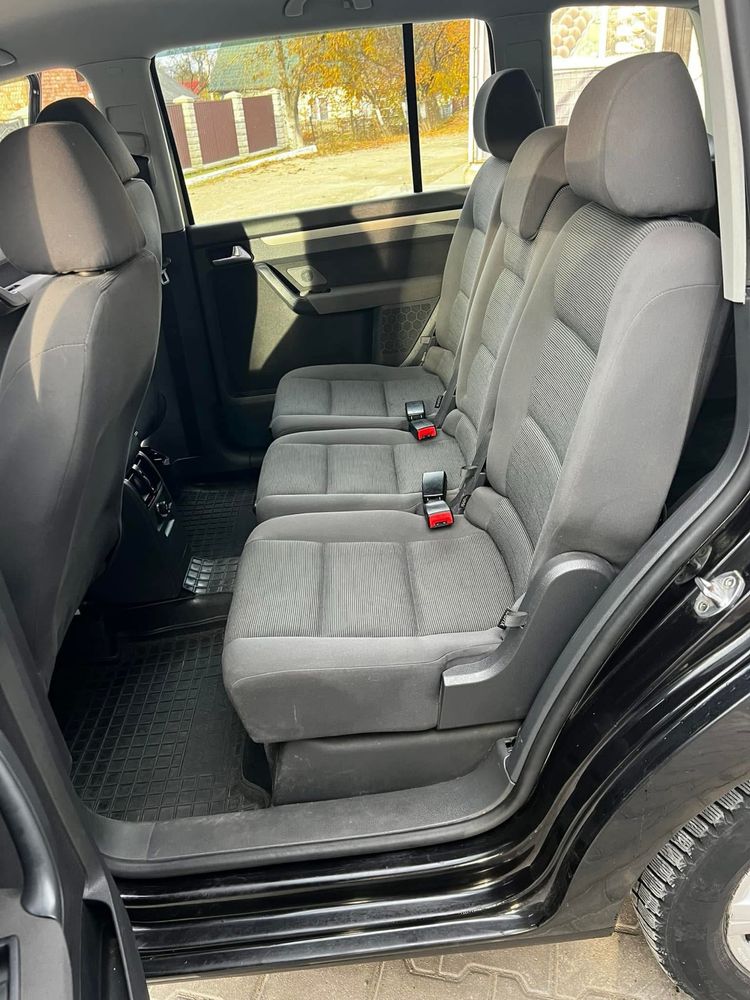 Продам авто volkswagen touran 2008