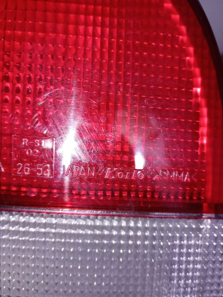 Farol traseiro Toyota HiAce  1997