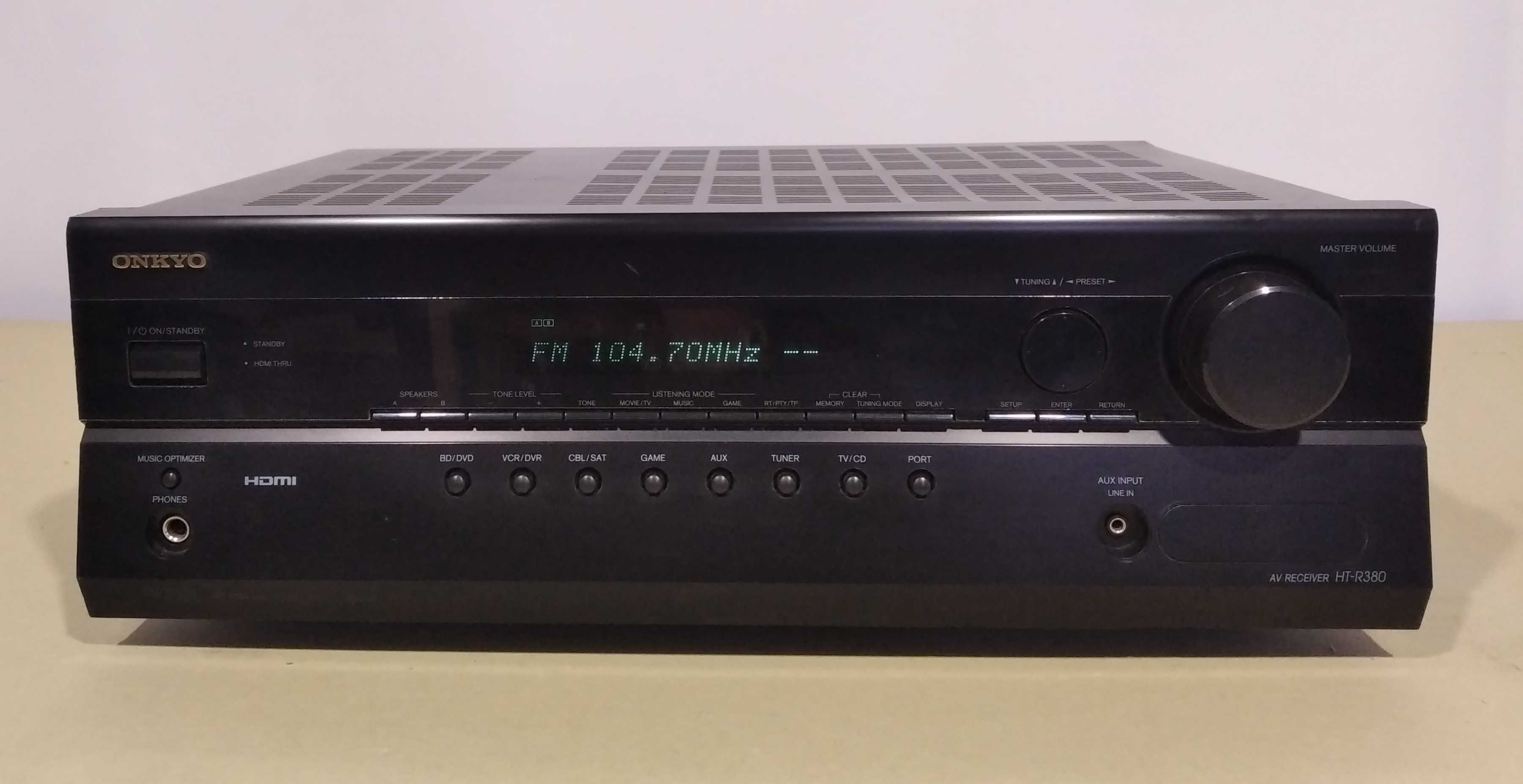 Ресивер Onkyo HT-R380,має HDMI,ЦАП,FM,Dolby, 5.1 канальний,пульт ДУ