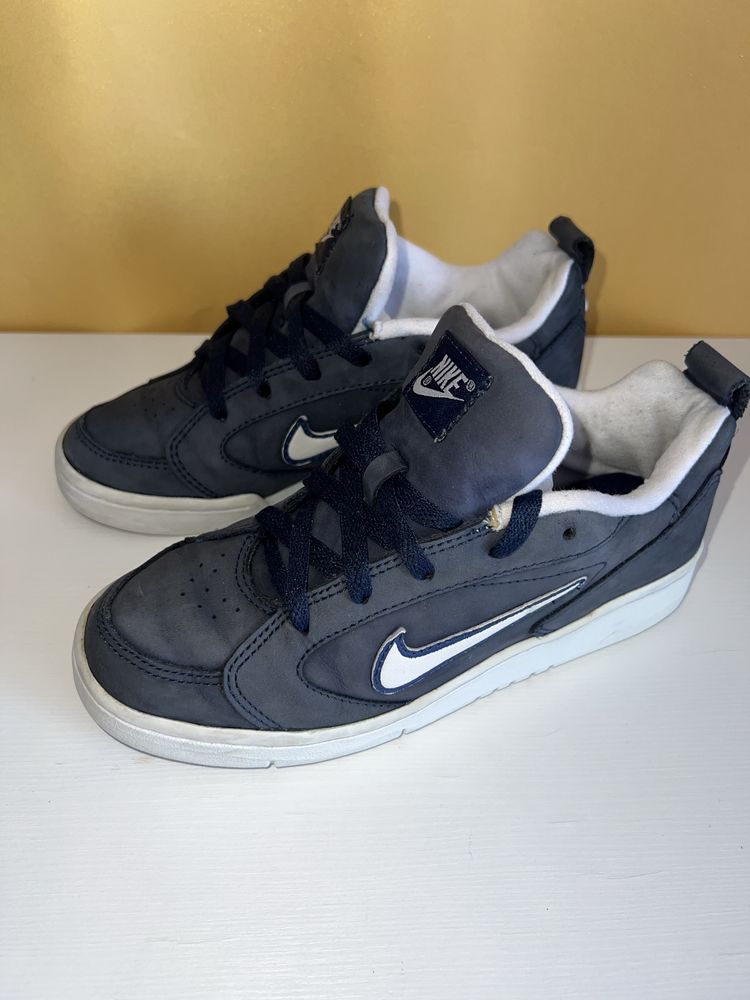Кросівки найк Nike ДИТЯЧі, розмір 4 (36,5)