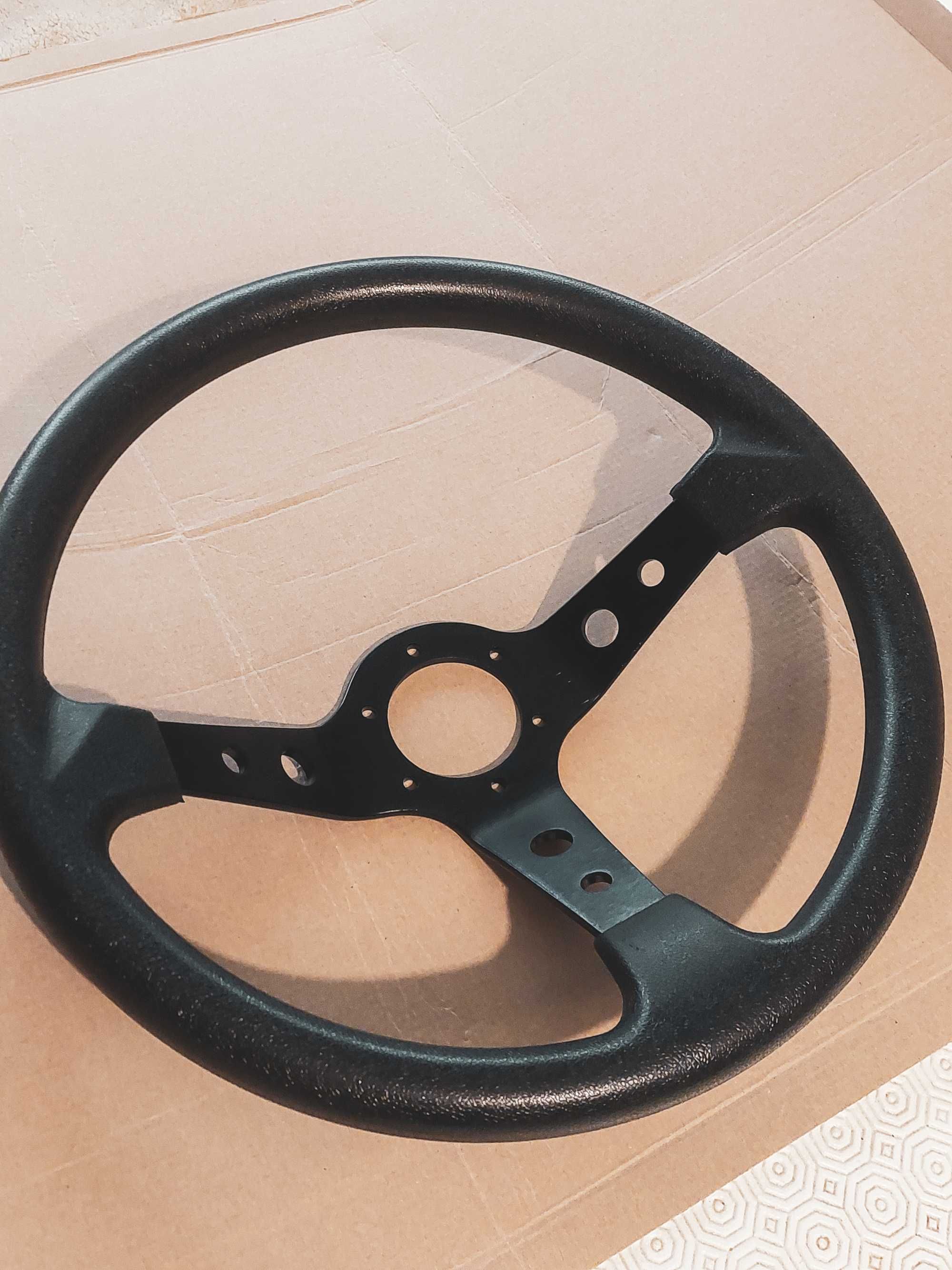 Volante e cubo clio mk1 furacao momo, deep dish