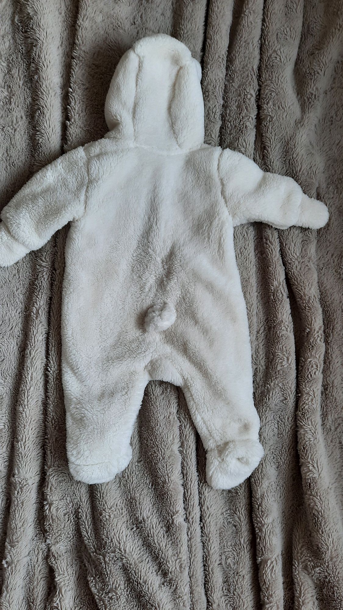 Kombinezon niemowlęcy roz 56 "misiek" H&M
