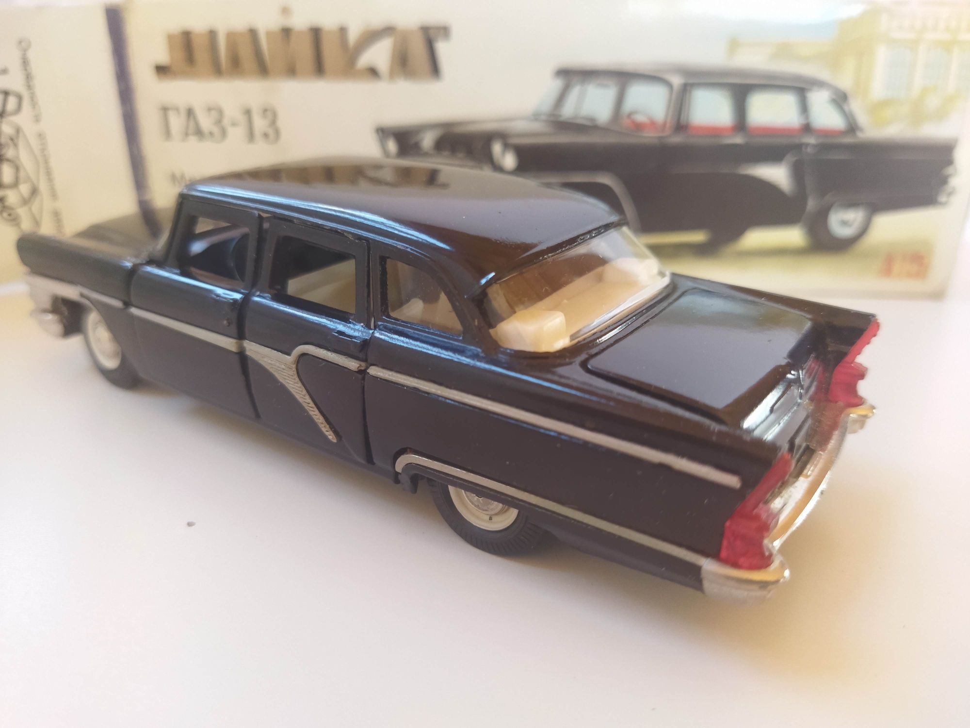 Gaz-13 Czajka skał 1:43 Novoexport USRR CCCP