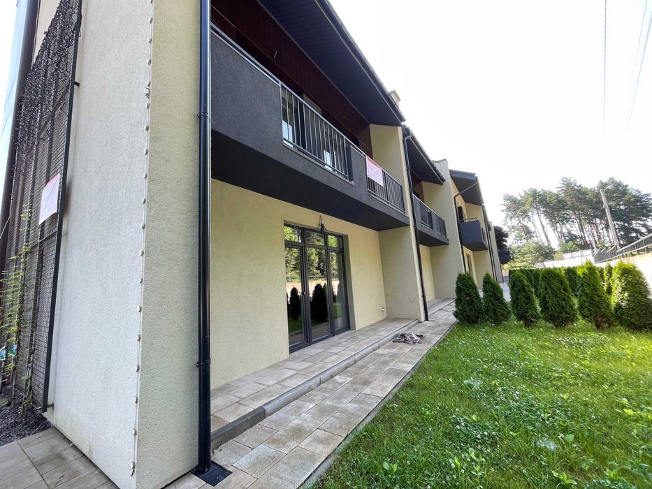 Продам 5 кімнатний будинок 211 кв.м. с. Солуки!