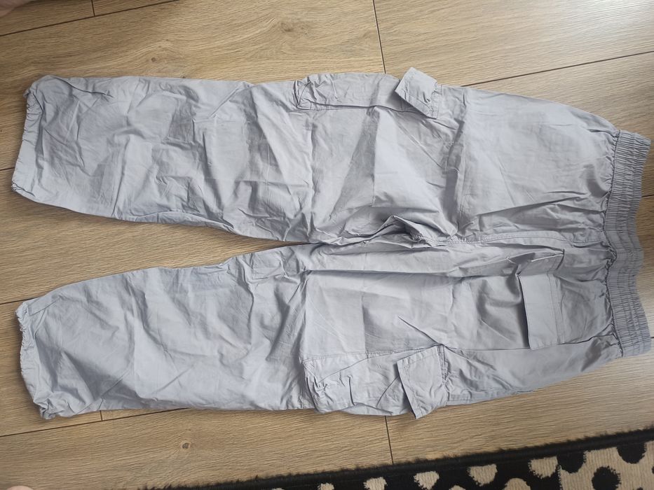 Spodnie Reserved 152 baggy