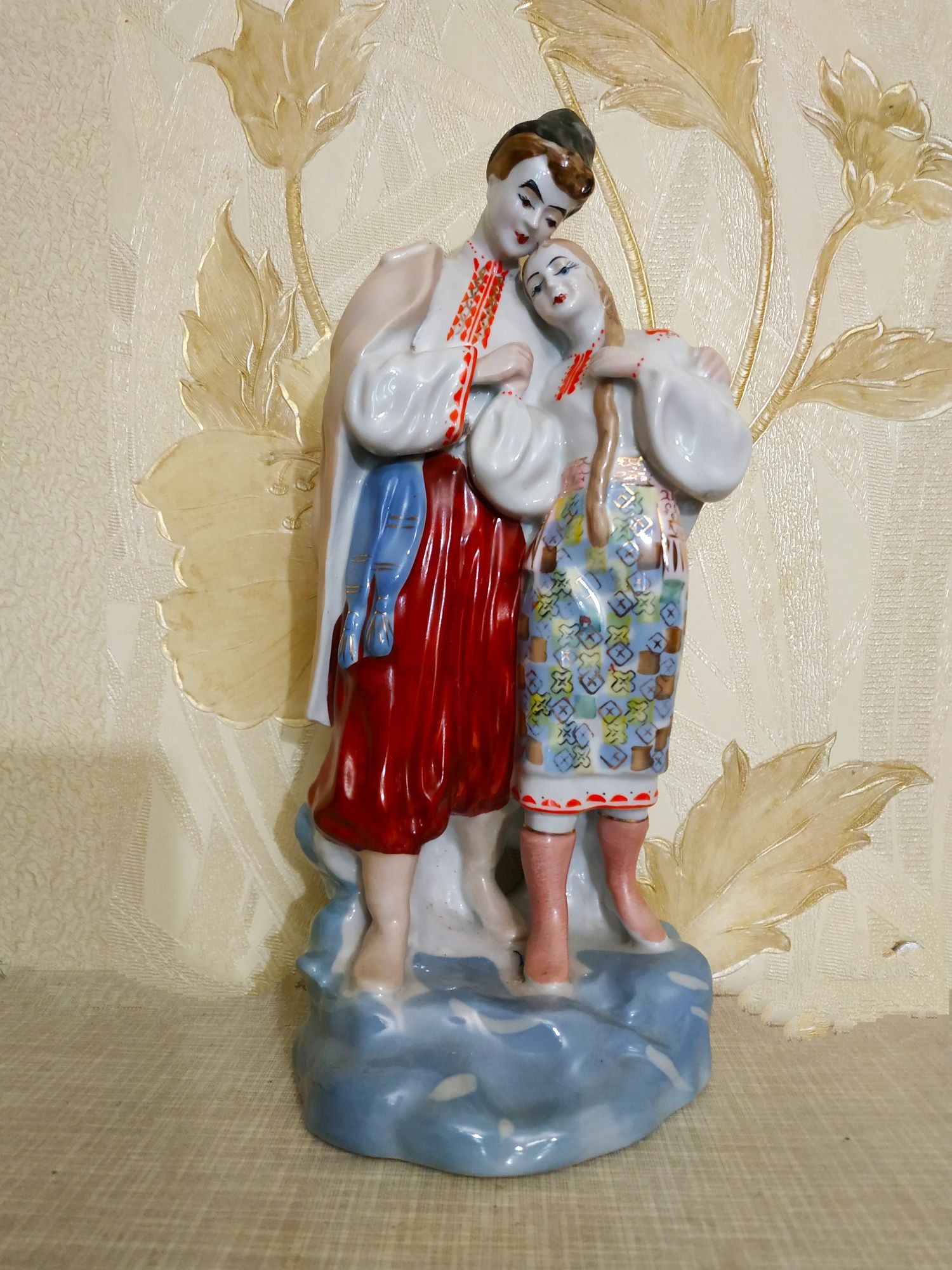Фарфоровая статуэтка "Свидание", Украина, 60-е года