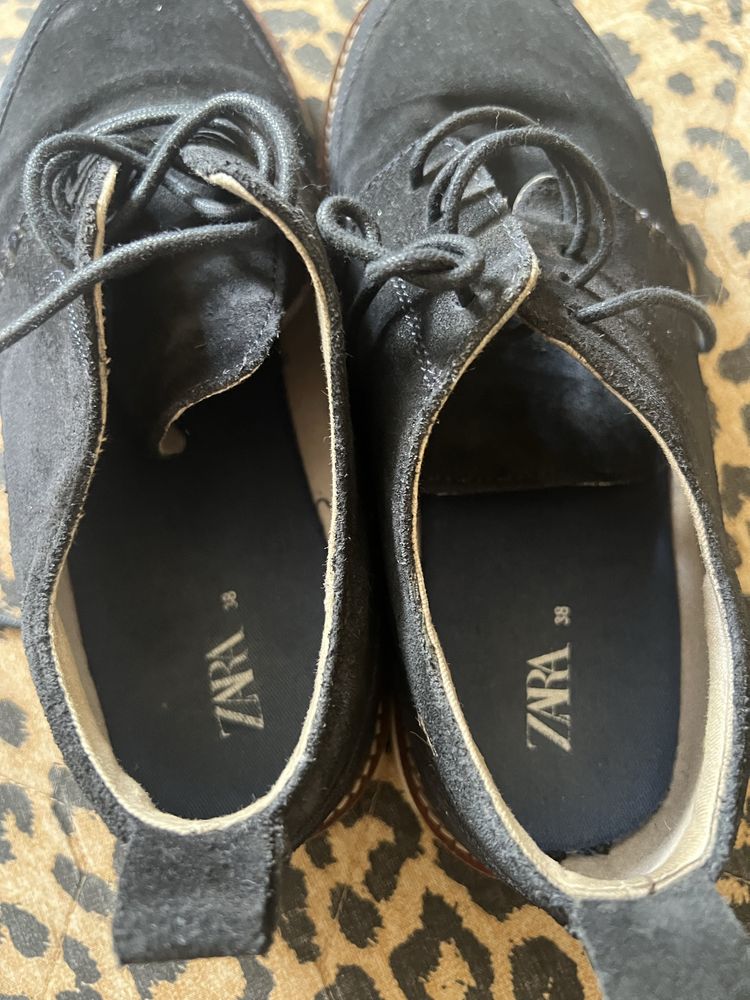Продам туфлі доя хлопчика zara
