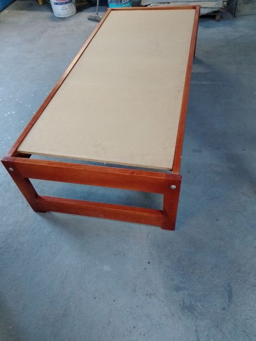 Cama de solteiro