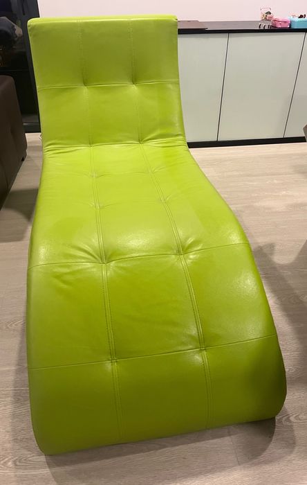 Chaise longue verde