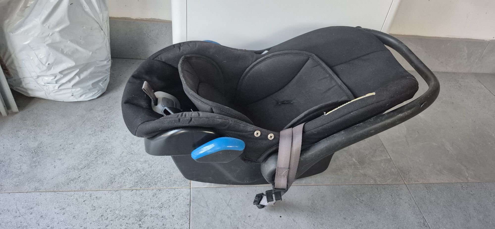 Wózek 3w1 spacerówka/gondola/nosidełko Anex Sport
Wózek
Wózek 3w1 spac